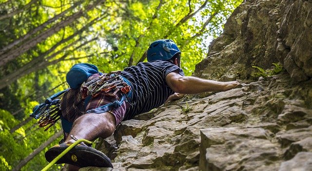 ESCALADA EN ESPIEL (CÓRDOBA)